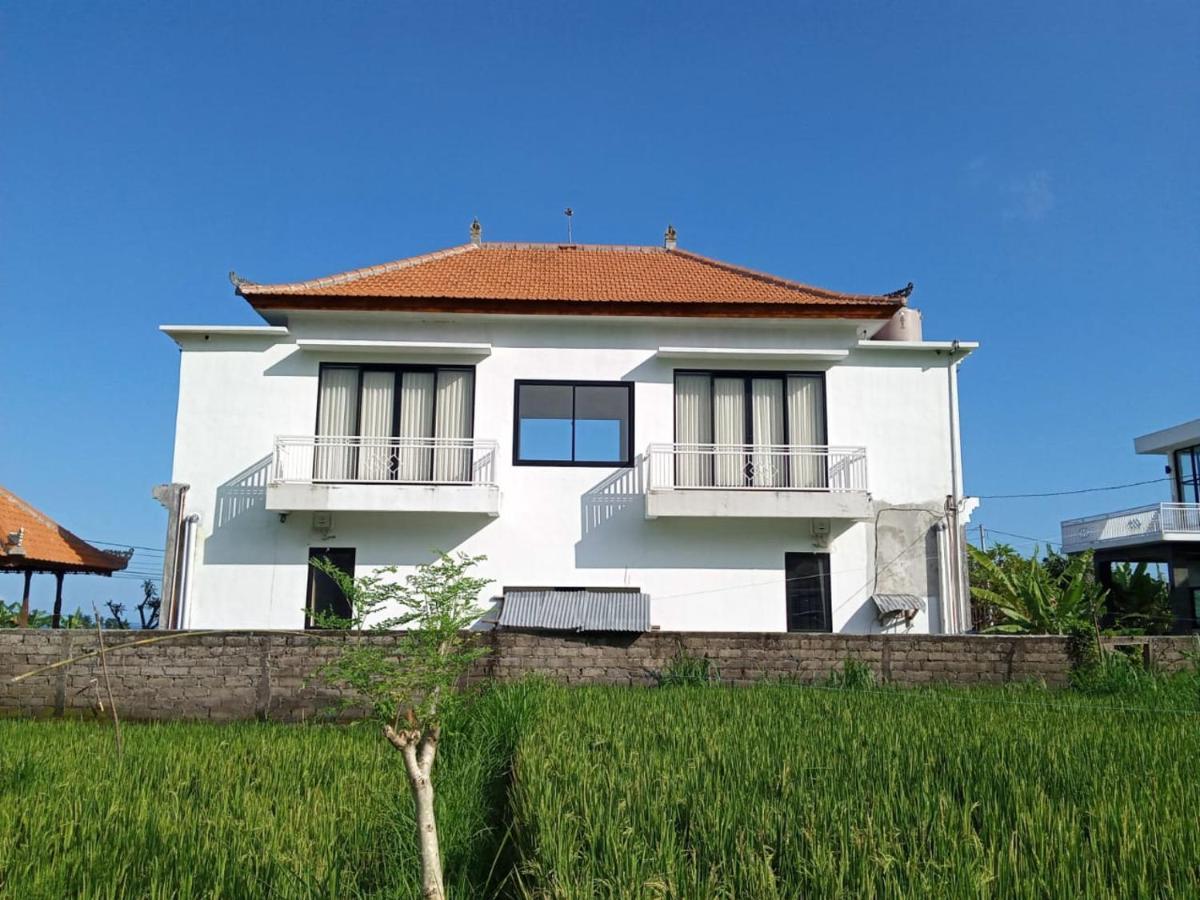Limun Guesthouse Amlapura Exteriör bild